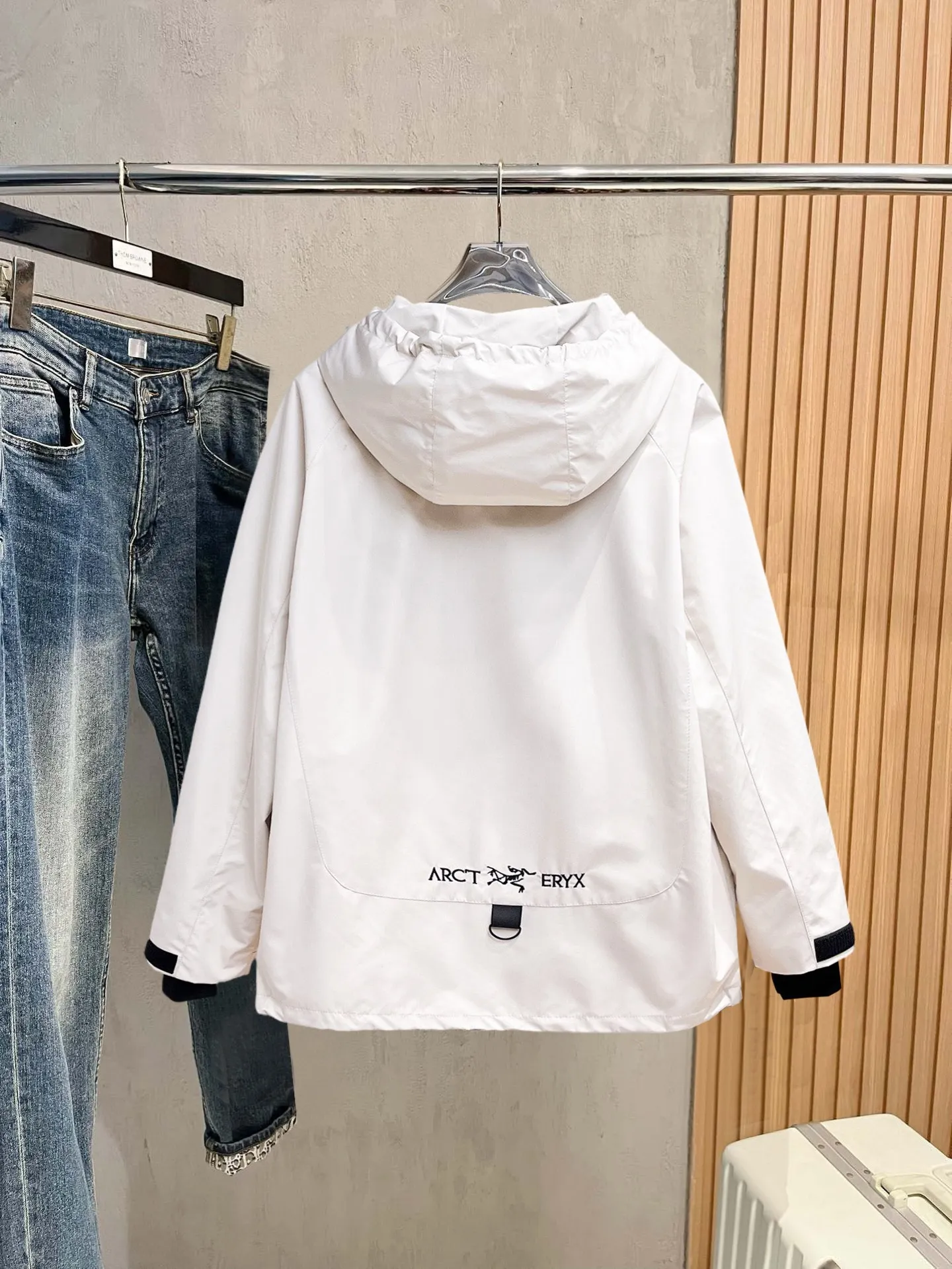 Same Style， ， 2026 New Arrival ，Original Premium Breathable ， ， ， Quality。 ， Sizes：M～3XL，